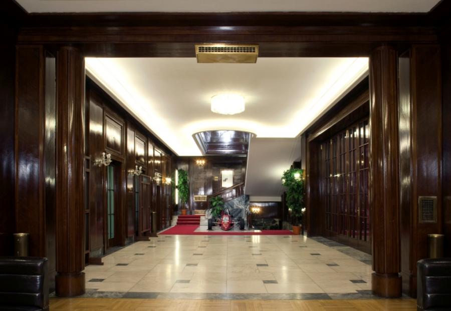 Foyer at Auto Klub